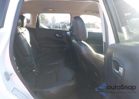 2019 Jeep Compass Trailhawk 4X4 из США, поврежденный, VIN 3C4NJDDB2KT695383